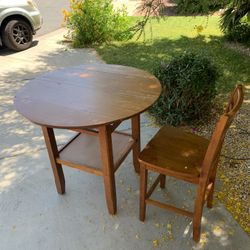 Table and Chair Real Wood. 