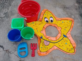 7 piece pool/beach sand play items