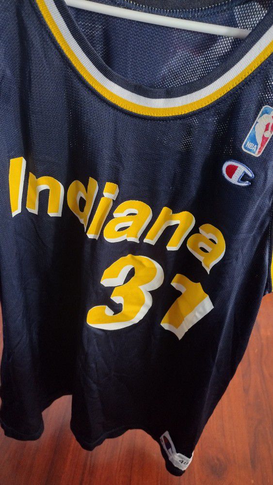 Adidas Reggie Miller Indiana Pacers Hardwood Classics Stitched Throwback  Navy Mens Jersey Size Large for Sale in Manalapan Township, NJ - OfferUp