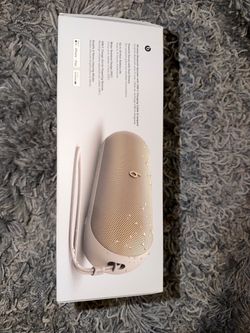 Original Beats Pill NEW IN BOX