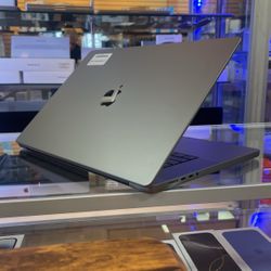 16”MacBook Pro M1 Max 32Ram 1TB SSD 