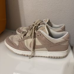 Tan & Beige Nike dunks - Mens 9.5, Women’s 11