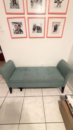 Front couch entrance