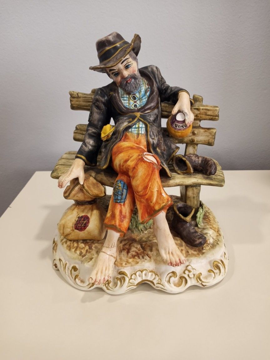 Vintage 9x9 Capodimonte Style Italian Figurine Man Wino Drunk Hobo.