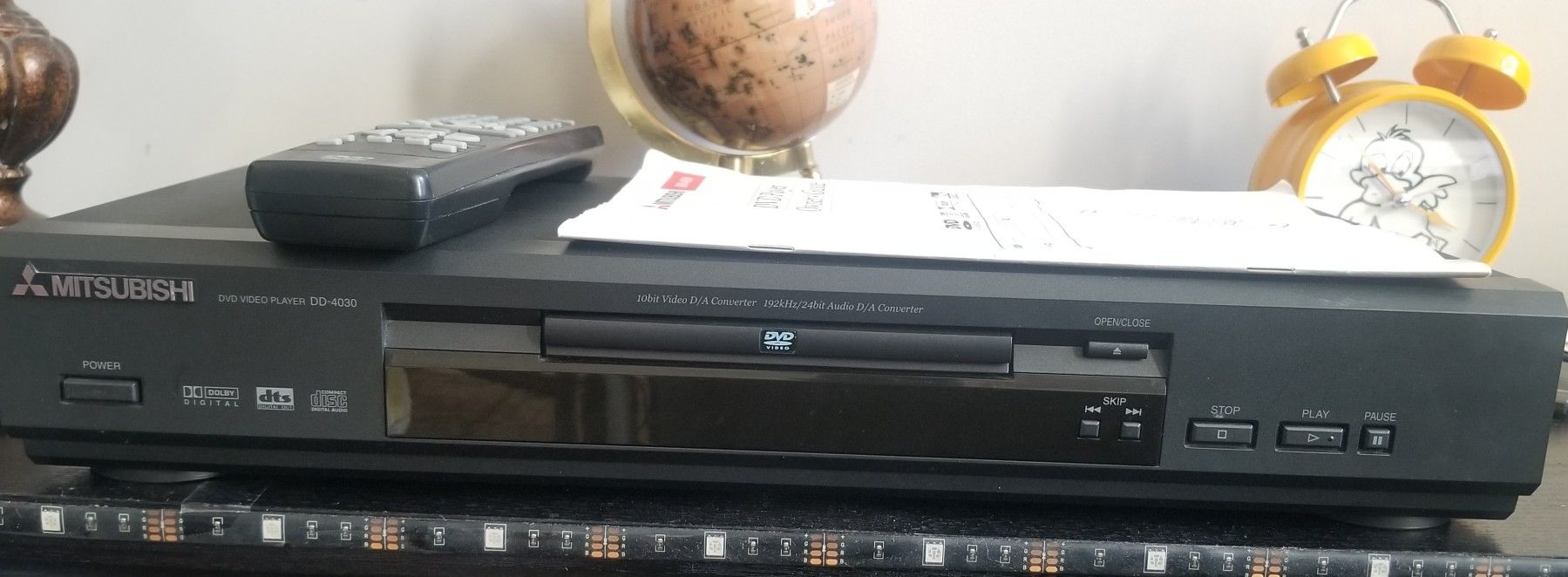 Mitsubishi DVD PLAYER[remote]