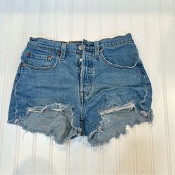 501 Levi’s Jean Shorts | Size: W26