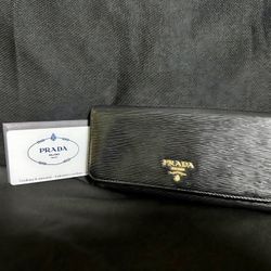 Authentic Prada Vernice Wallet