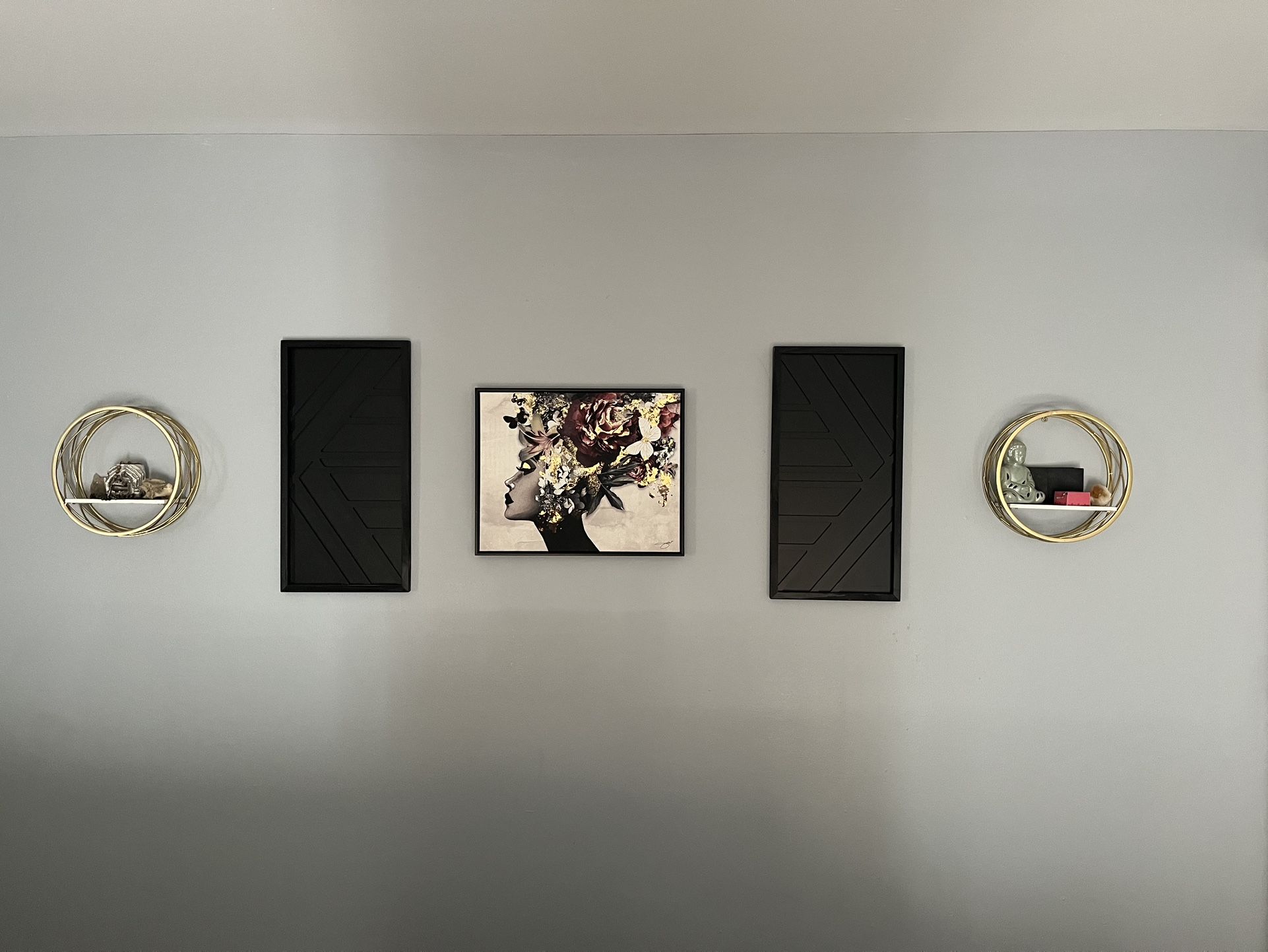 Wall set decor