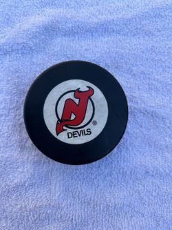 Professional NHL Puck