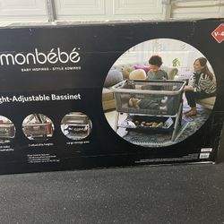 Monbebe Height-Adjustable Baby Bassinet - BRAND NEW