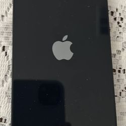 BRAND NEW IPHONE 13 ( BLACK ) 128 GB