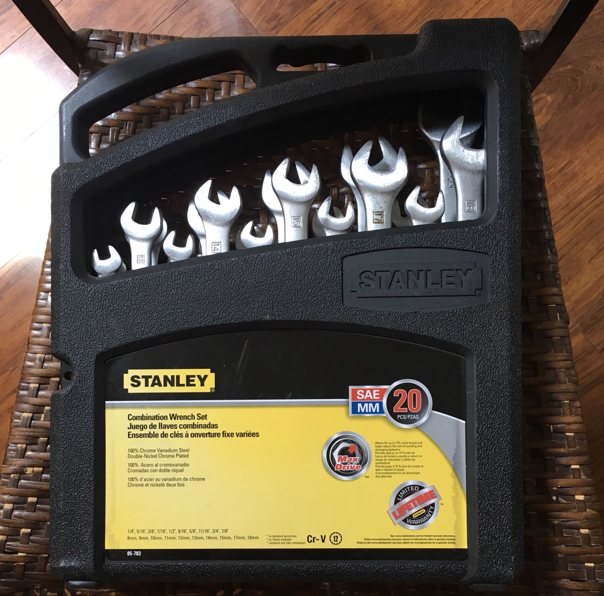 Brand new STANLEY 20 PIECE COMBINATION WRENCH SET ~85-783~NO TRADES
