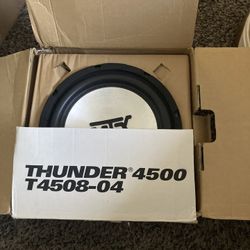 Thunderbolt 4500 
