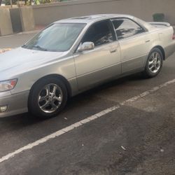 2001 Lexus ES 300