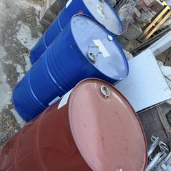 55 gallon metal Drums closed  top $20 each series inquiry