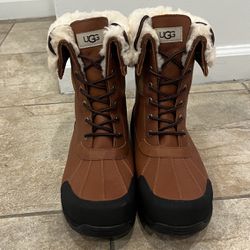 NEW Men’s 10.5 UGG Boots