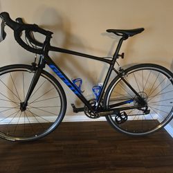 Giant Contend 3 Road bike Nice!!