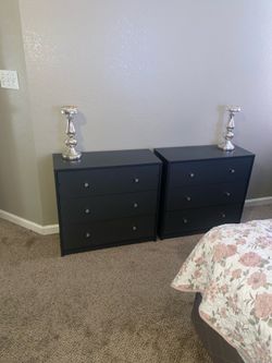 READ FULL DESCRIPTION Nightstands
