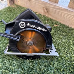 Black & Decker Circular Saw 7 1/4 Blade 