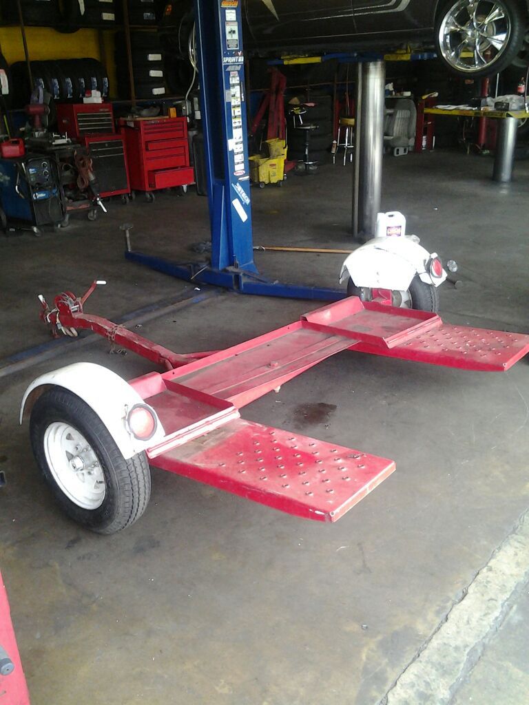 Tow dolly