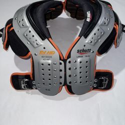 Schutt XV HD Skill Adult Football Shoulder Pads Size: L 42-44” Chest 18-19”