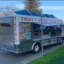 Tacotruck en venta todo le trabaja bien