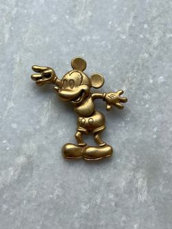 Vintage Disney Store Brushed Gold Tone Moveable 3D Mickey Mouse Brooch Pin