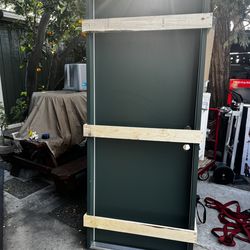 Preciosa puerta nueva de exterior de fiberglass size 32x80