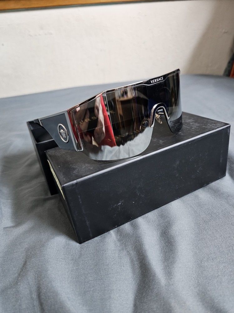 New Versace Frame Oversized Unisex Sunglasses