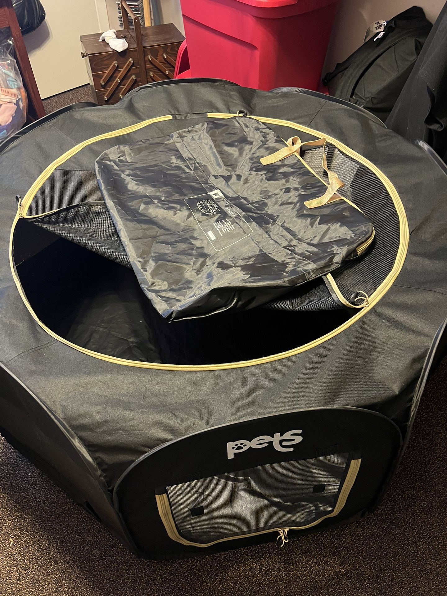 Brand New Pet Playpen for Dogs Or Puppy Foldable Dog Tent Pet Puppys Playpen Pet Tent with Carrying Case Indoors Or Outdoor Portable