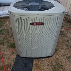 2.5ton Trane Condenser R22 2014 Year 