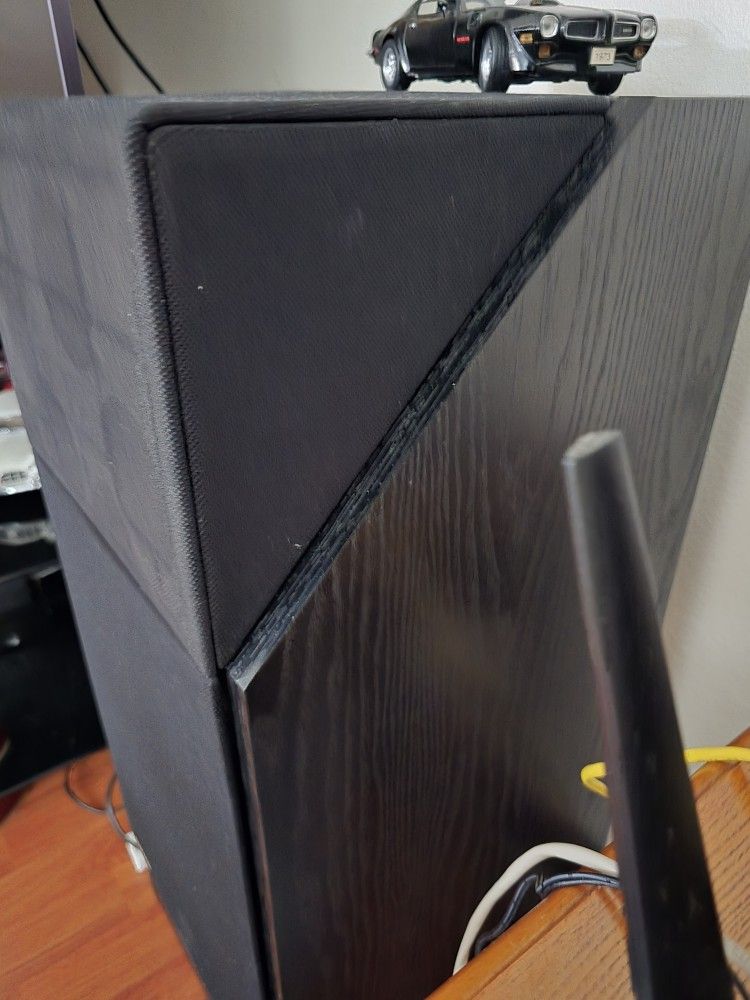 For Sale Pair of Bose 601 Series III