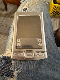 Tungsten E2 handheld