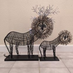 Decorative Wired Lions (Set Of 2)