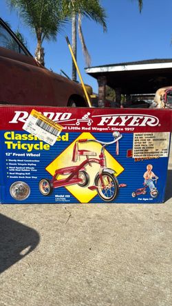 Radio flyer classic red tricycle
