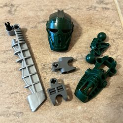 Replacement Parts For LEGO BIONICLE: Matau 8605 - INCOMPLETE Set Mask Connector 