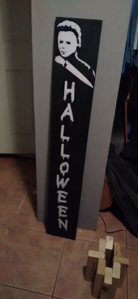 Halloween Leaning Sign