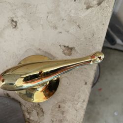 Gold Door knobs In S.W. Hablo Español 