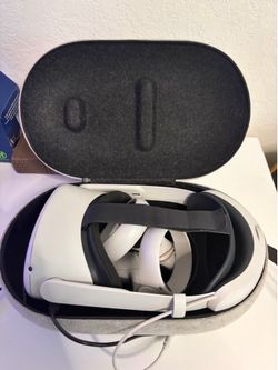 Meta Quest 2 VR Headset + Controllers Excellent Condition
