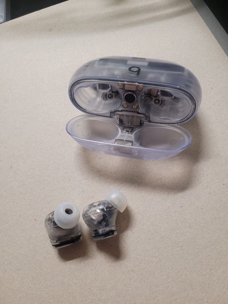 Studio Beats Earbuds