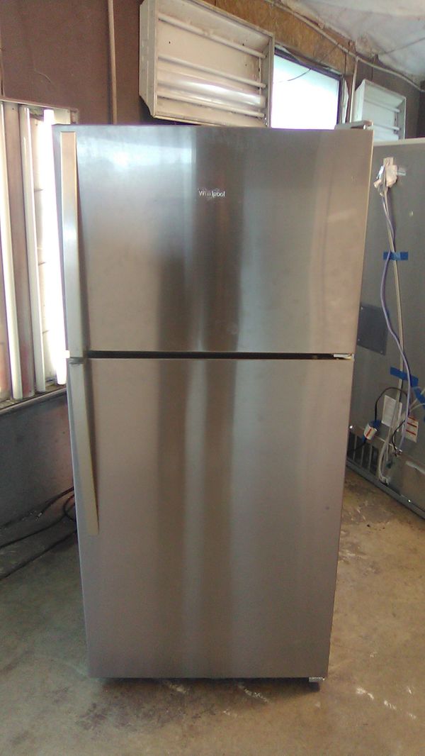 Beautiful 18 cubic foot Whirlpool stainless steel refrigerator