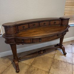 Leighton Hall Furniture Sheraton Style Kidney Desk - 58” x 27” x 36” - Excellent Condition