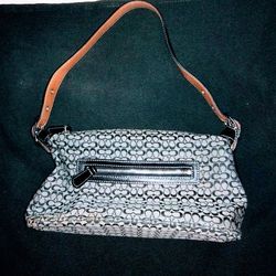 COACH SMALL CANVAS HANDBAG