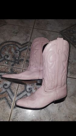 Women boots....