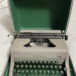 Royal typewriter