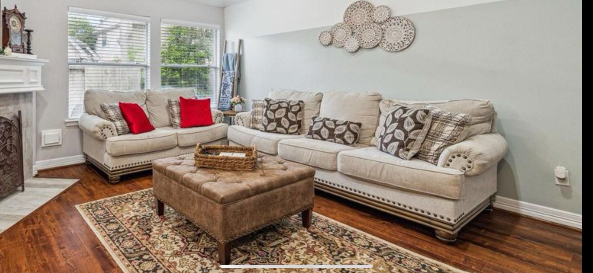 Living room Furniture - Couch And Loveseat
