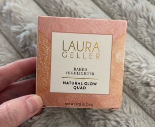 NEW LAURA GELLER BAKED HIGHLIGHTER NATURAL GLOW QUAD $15!