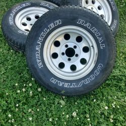Mickey Thompson Rims/ Tires