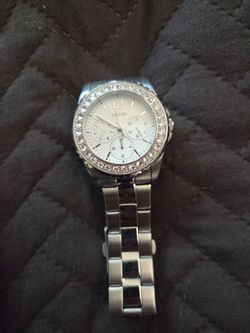 GUESS Women's Watch U11052L1