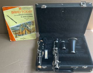 Artley Prelude Bb Clarinet Student Model Composition Body with Case And Book